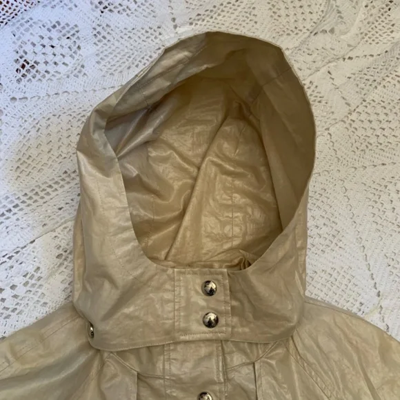 Calvin Klein cream/white rain trench coat - Picture 5 of 7